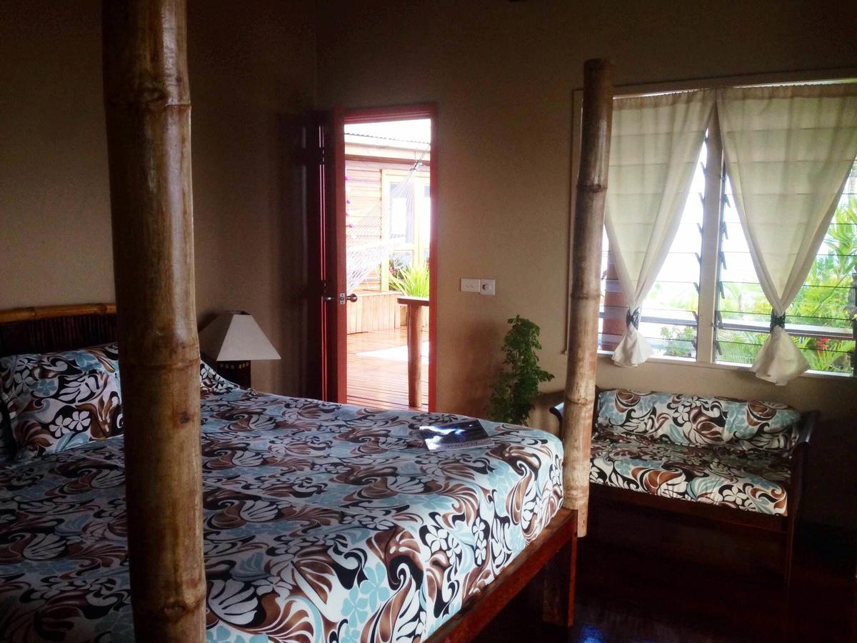 Naveria Heights Lodge Savusavu Exterior foto
